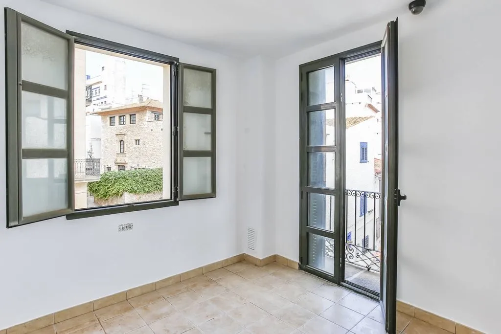 Pièces - Detached House with Sea View in Sitges
