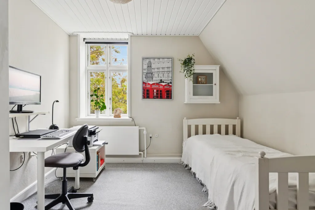 Magamistoad - Classic Farmhouse with Stable in Kosterslev