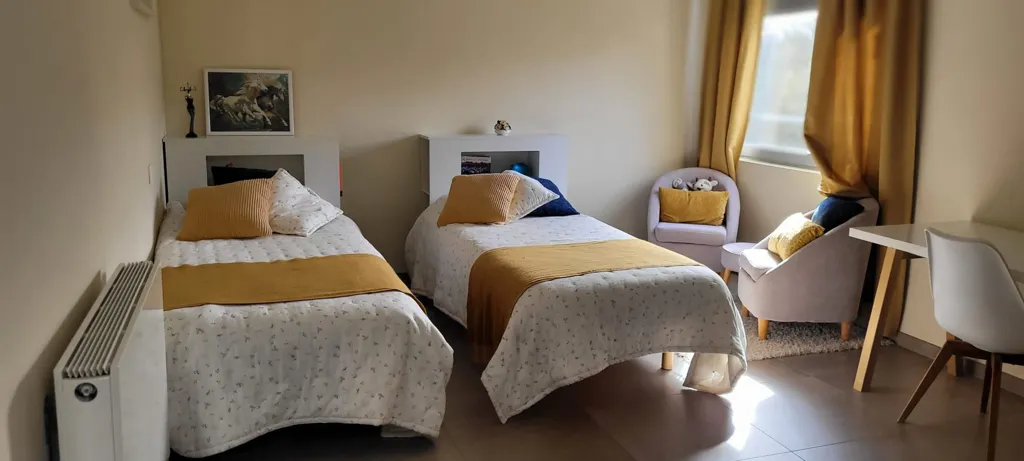 Chambres - Villa rénovée avec bureau à Kraainem