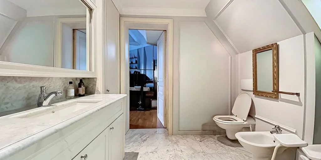 Salles de bain - Maison mixte avec terrasse à Elsene