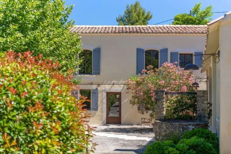 Välivaade - Renovated Bastide with Luberon View in Oppède