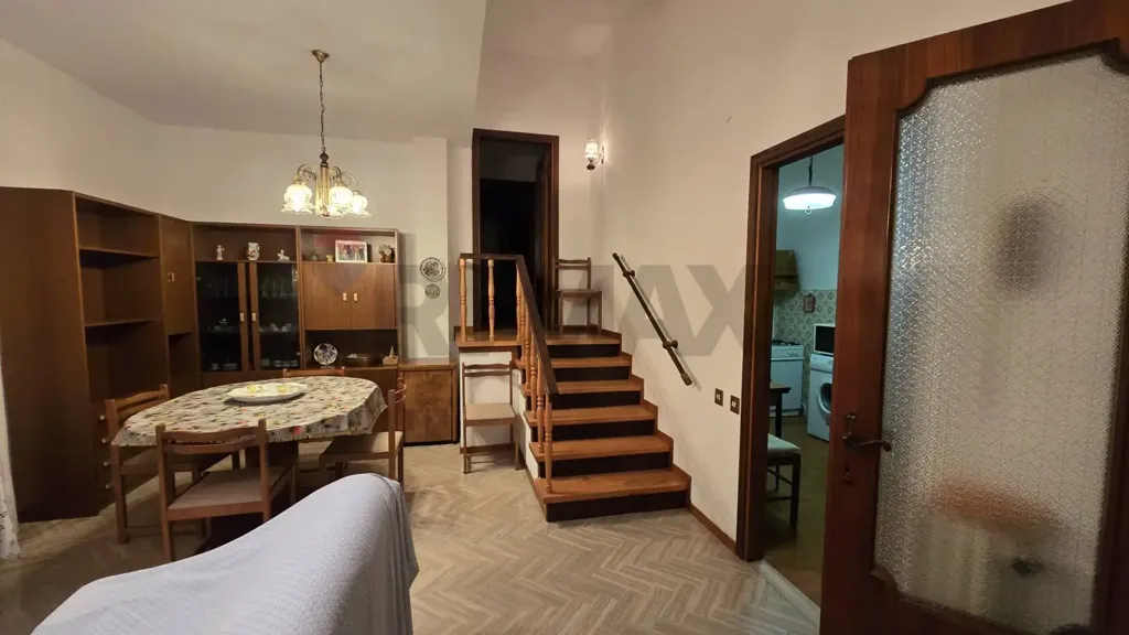 Sala da pranzo - Classical Villa with Garden in Sassoferrato