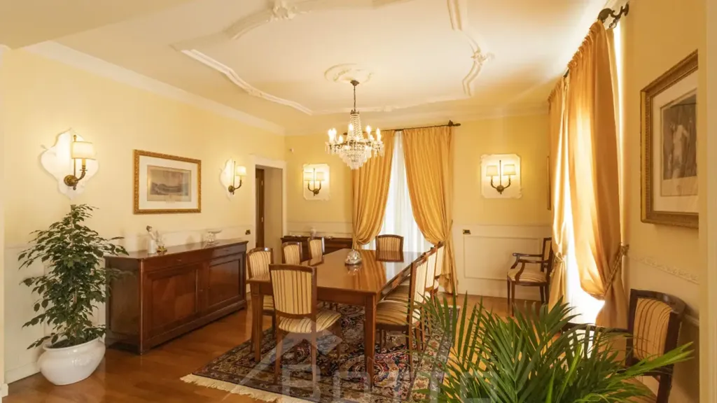 Salle à manger - Historic Villa with Central Location in Grignasco