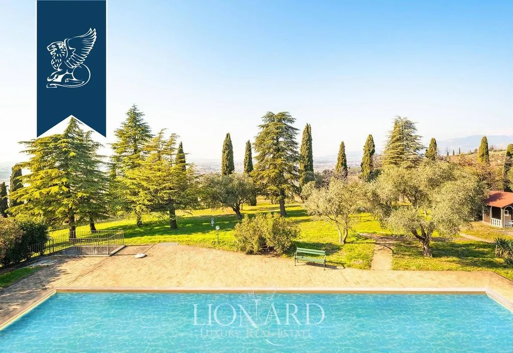 Piscine - Luxury Villa with Pool and Park in Verona