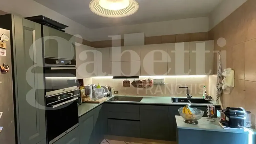Kitchen - 8-room house in IT