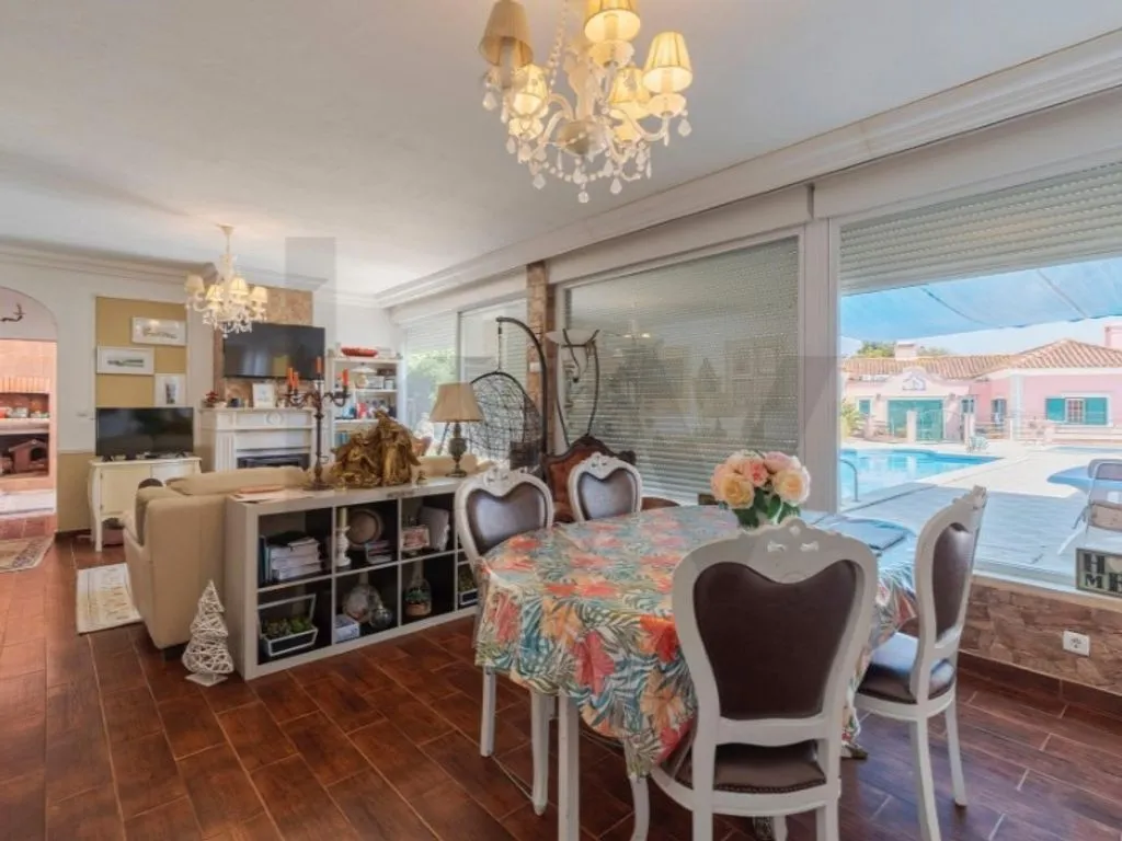 Salle à manger - Luxury House with Multiple Units in Setúbal