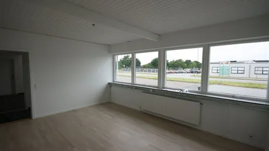 Pièces - Office Space with Workshop in Viborg