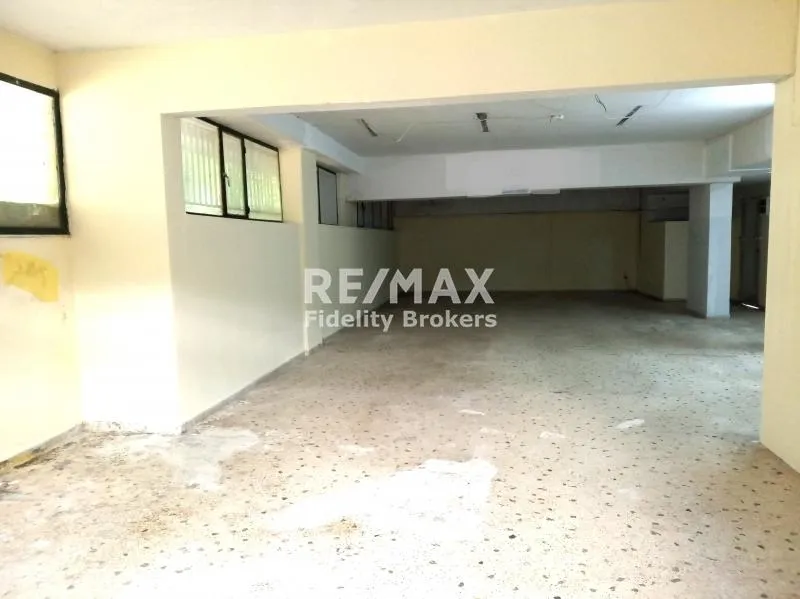 Garage - Corner Commercial Space with Garden in Marousi