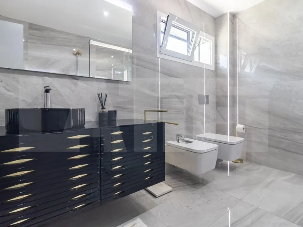 Vannitoad - Luxury Duplex with Private Parking in Montijo