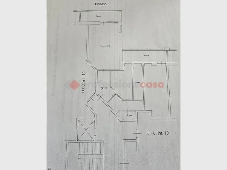 Floor Plan - Ristruttured Apartment with Balconies in Rome
