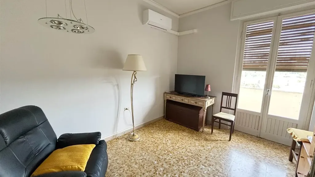 Elutuba - Penthouse Apartment with Panoramic Views in Tavarnuzze