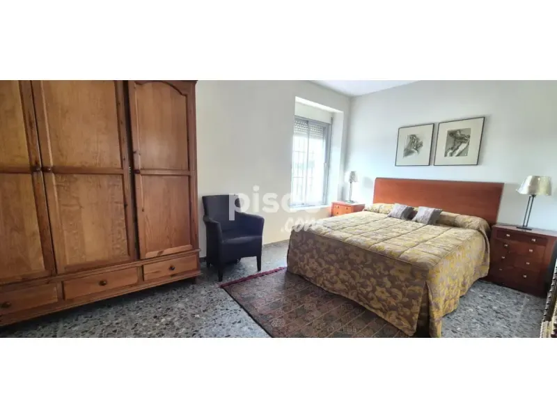 Chambres - Regulated House with Garden in Alcaucín