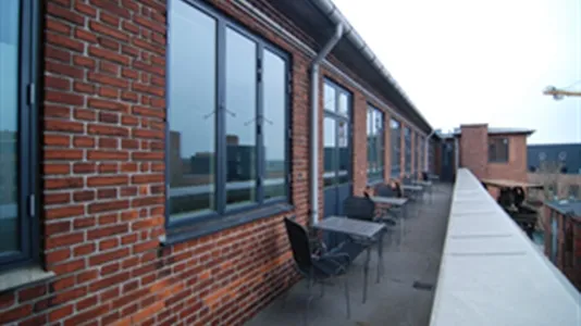 Terrace - Office with Sea View in Valby