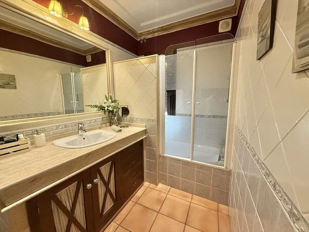 Salles de bain - Chalet with Pool in Pino Grande Urbanisation
