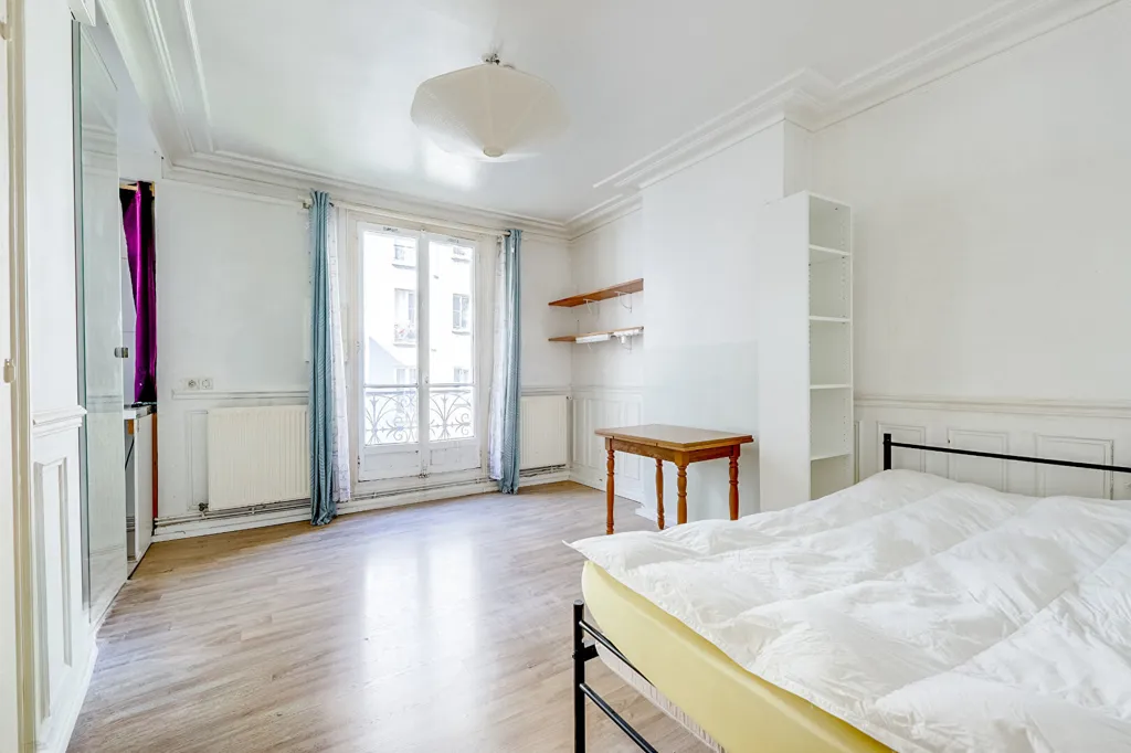 Chambres - Appartement avec cour arborée à Paris 14 - Mairie