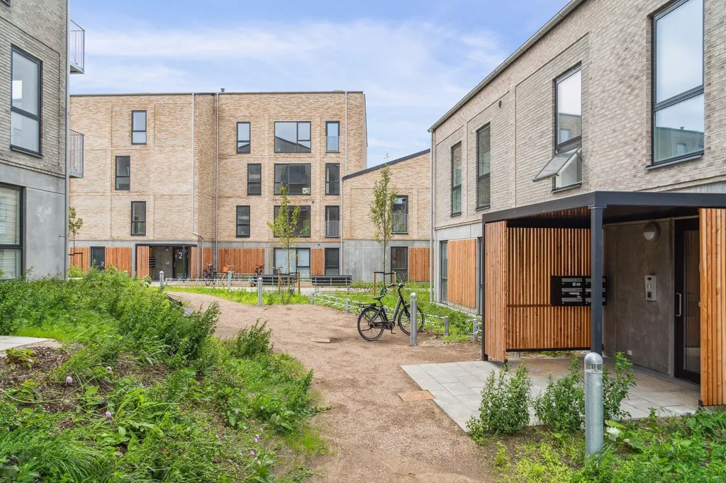 Jardin - Apartment with Terrace in Hårde