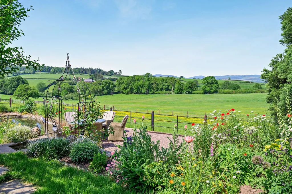 Giardino - Casa con 7 camere a Diddlebury