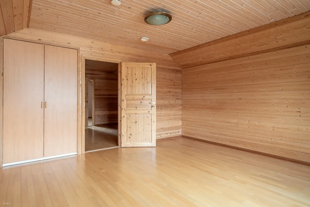 Pièces - Spacious Apartment with Sauna in Helsinki