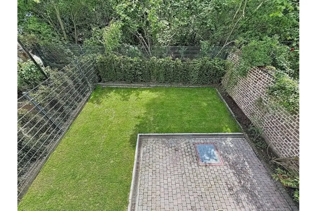 Õhuvaade - Villa with Garden in Evere