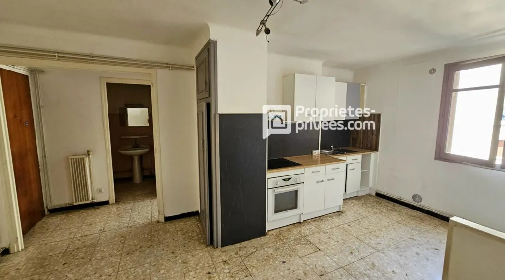 Cucina - 2-Bedroom Apartment with Secure Residency in Perpignan