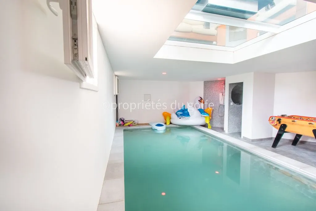 Piscina - Luxury Villa with Sea View in Sète