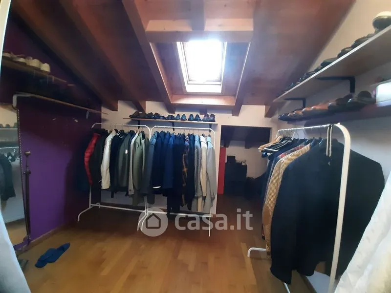 Rooms - Penthouse with Balcony in Treviglio