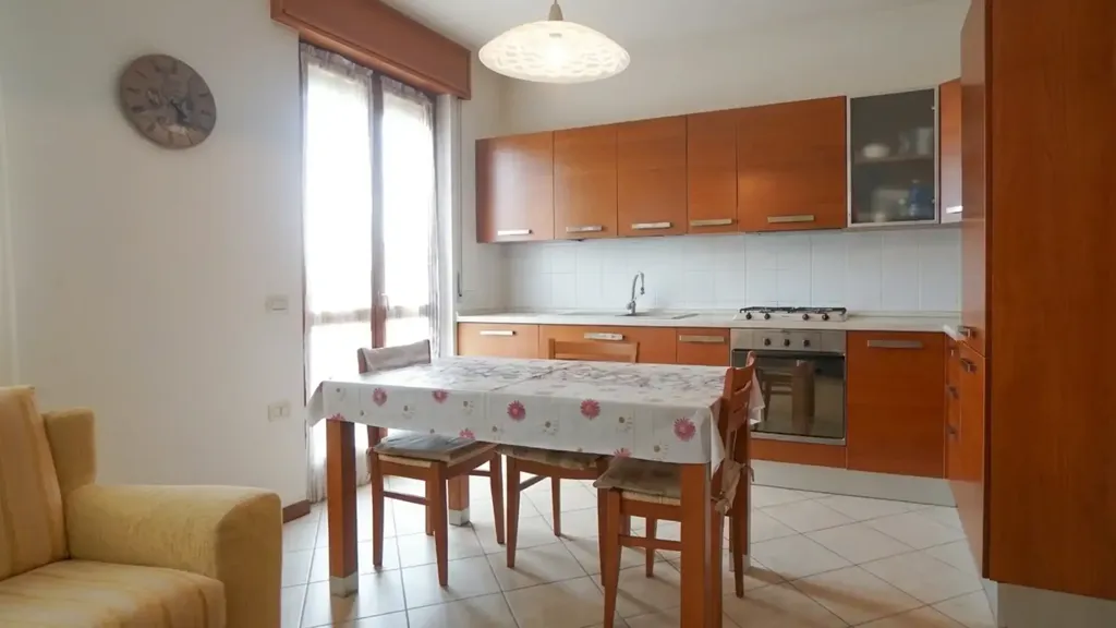 Comedor - Modern Apartment with Solar Panels in San Bonifacio