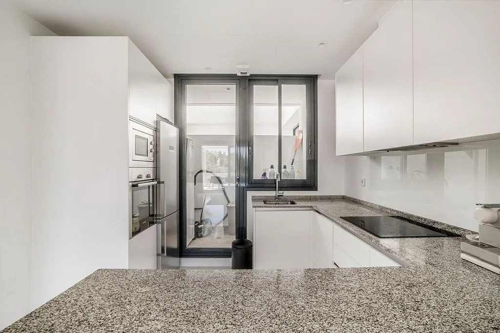 Cucina - Duplex with Golf Course View in Benahavís