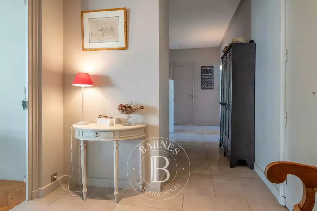 Hallway - Luxury Flat with Balcony in Lyon's Point du Jour
