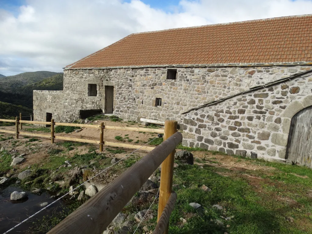 Välivaade - Renaissance Farmhouse with Mountain View in Ardèche