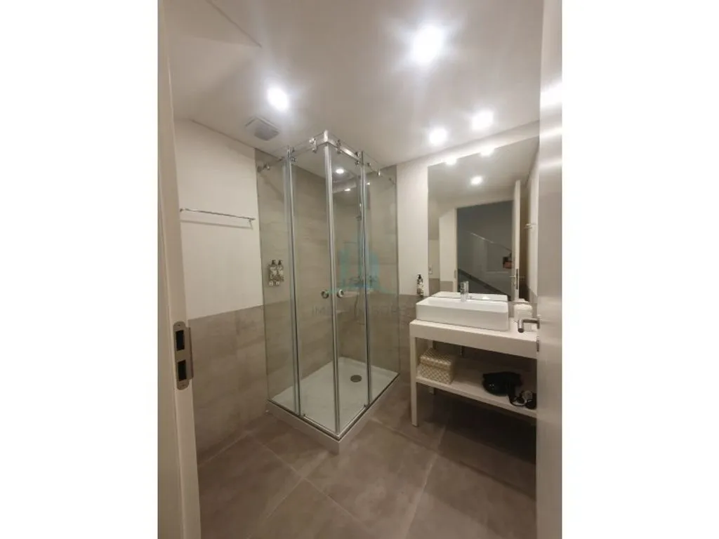 Salles de bain - Luxury Loft Flat with River Views in Vila Nova de Gaia