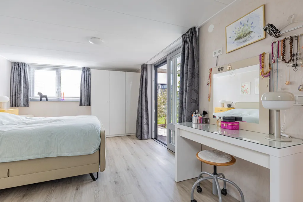 Chambres - Villa with Private Dock in Lemmer