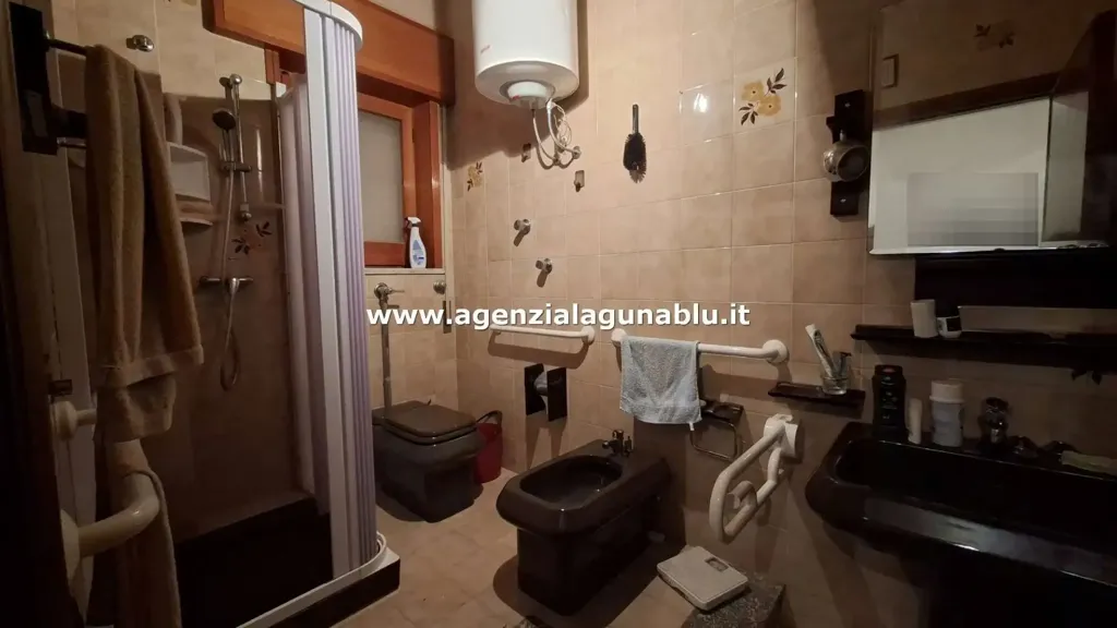 Bagni - Multi-level Villa with Terrace in Mazara del Vallo