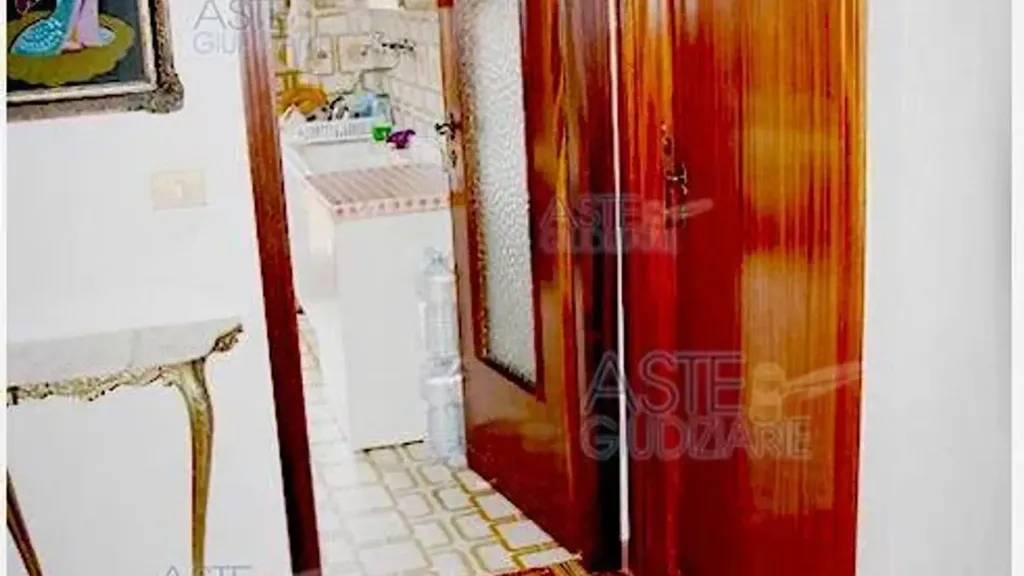 Entrée - Apartment with Balcony in Pomezia