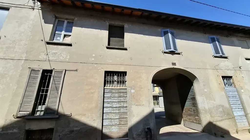 Extérieur - Rustic Property for Renovation in Meda