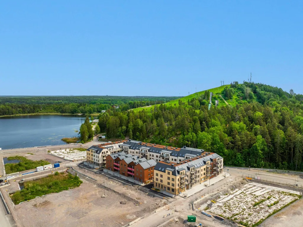 Vue aérienne - Modern Apartment with Lakeside Terrace in Sollentuna