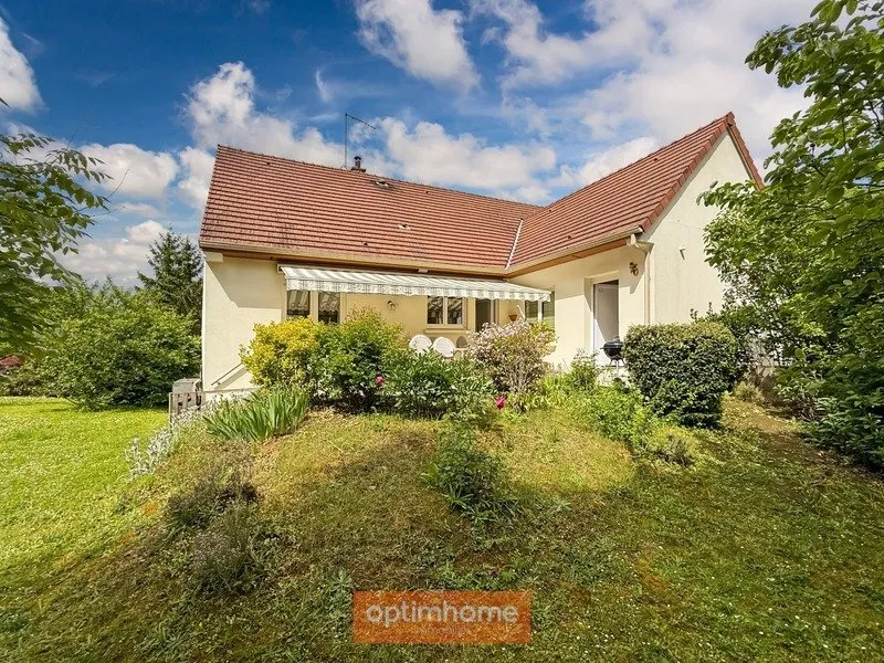 Extérieur - Maison de Maçon avec Potentiel d'Évolution en Lisière de Forêt