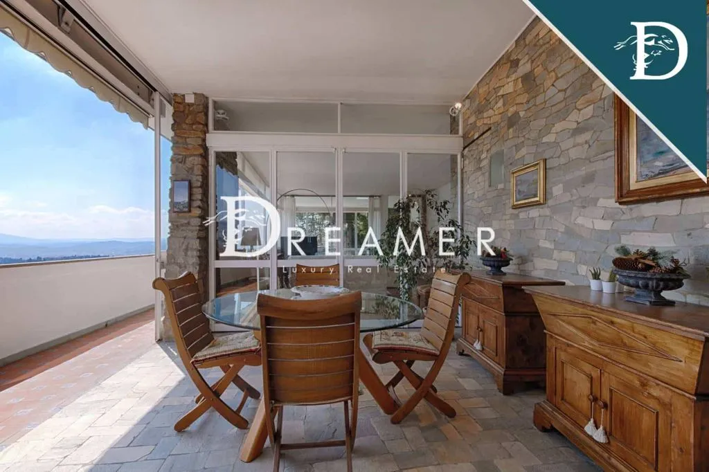 Rõdu - Luxury Apartment with Private Garden in Florence