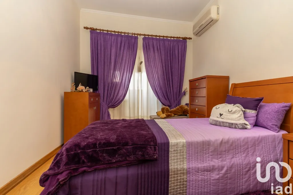 Camere da letto - 3-Bedroom Apartment with Ferry Access in Almada