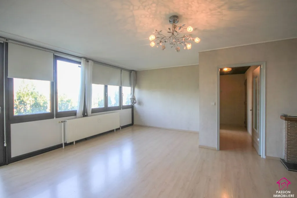 Elutuba - 1-Bed Flat with Balcony in Secure Complex