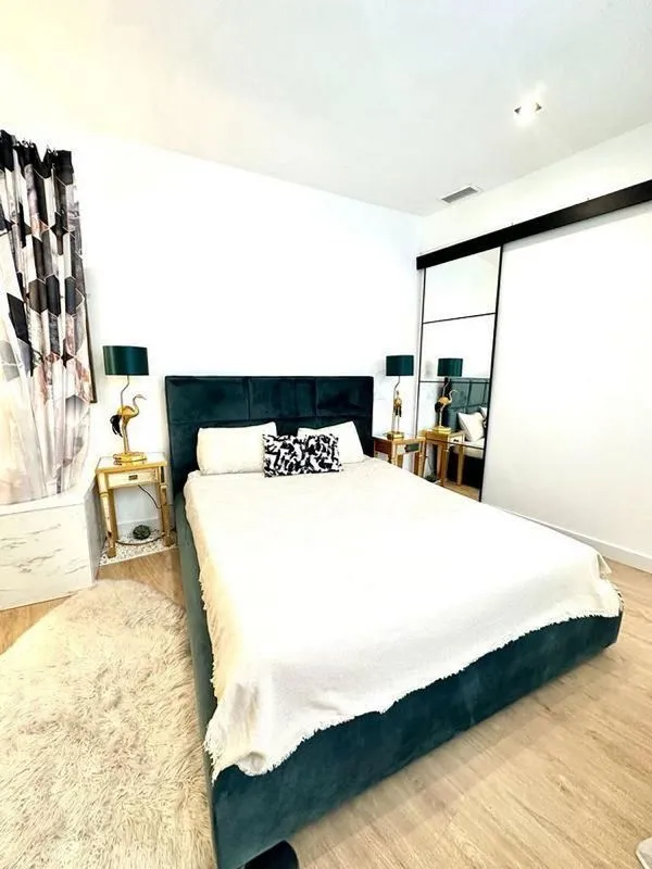 Chambres - Furnished Apartment with West View in Madrid