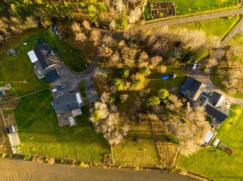 Õhuvaade - Large Plot with Rural Setting near Vallentuna