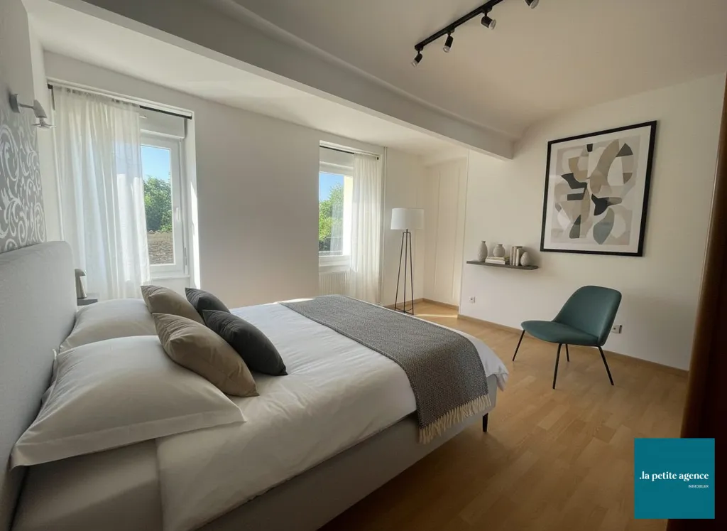 Chambres - Maison avec Entrée Indépendante à Esson