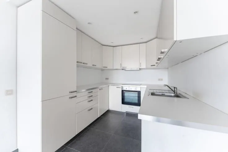 Cuisine - Appartement Traversant avec Balcon à Waterloo