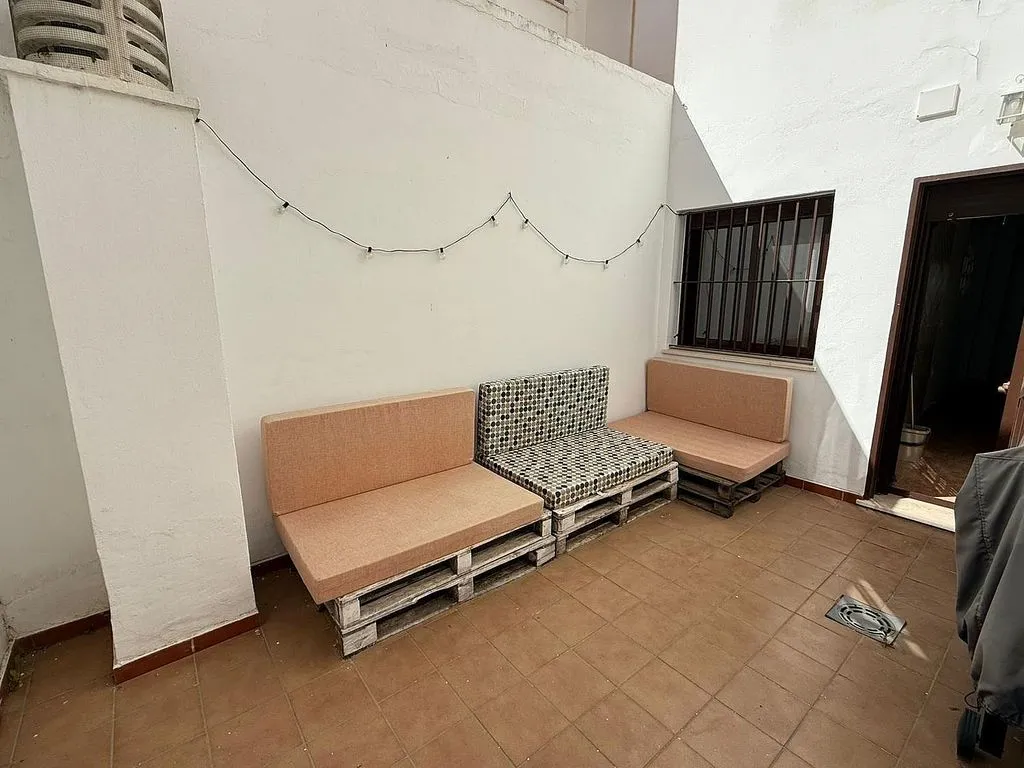 Garden - 2-Bed Apartment with Terrace in Chipiona