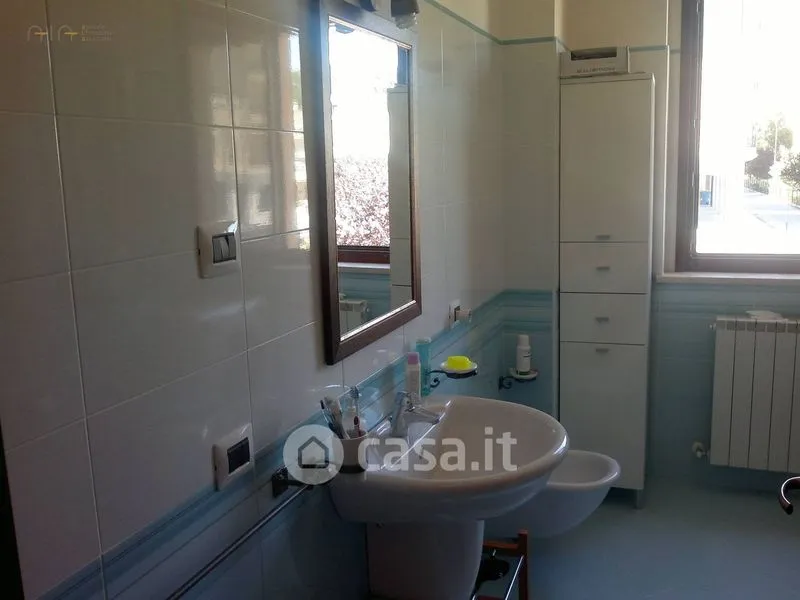 Salles de bain - 3-Bedroom Apartment with Balcony in Spinetoli
