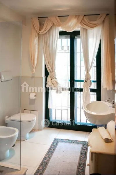 Vannitoad - Villa with Pool and Private Park in Latina