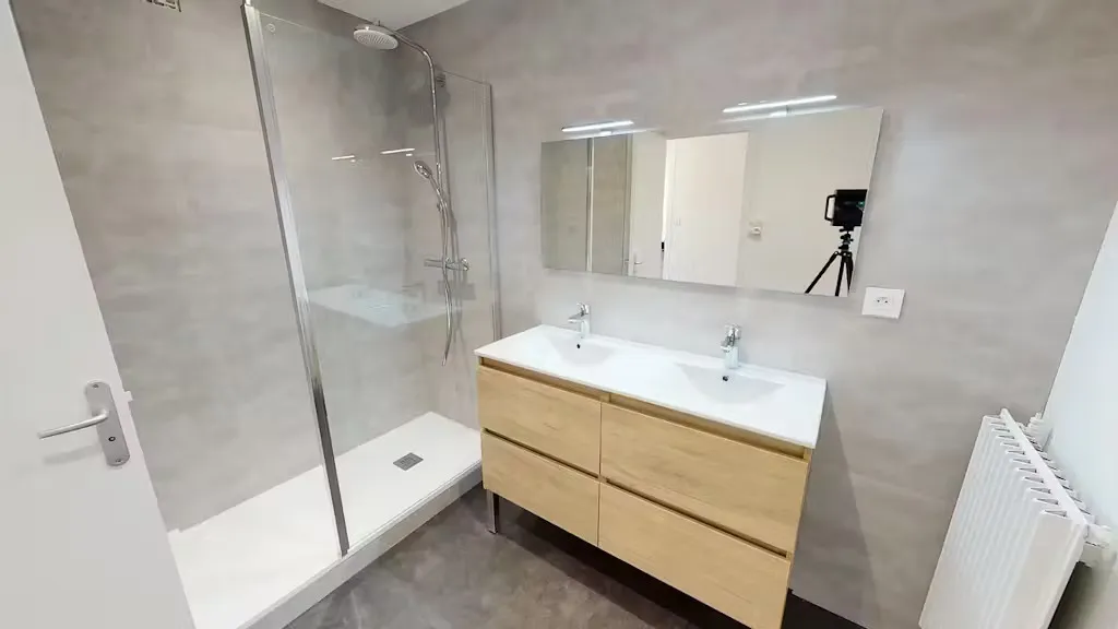 Vannitoad - Furnished Studio Flat in Saint-Martin-d’Hères