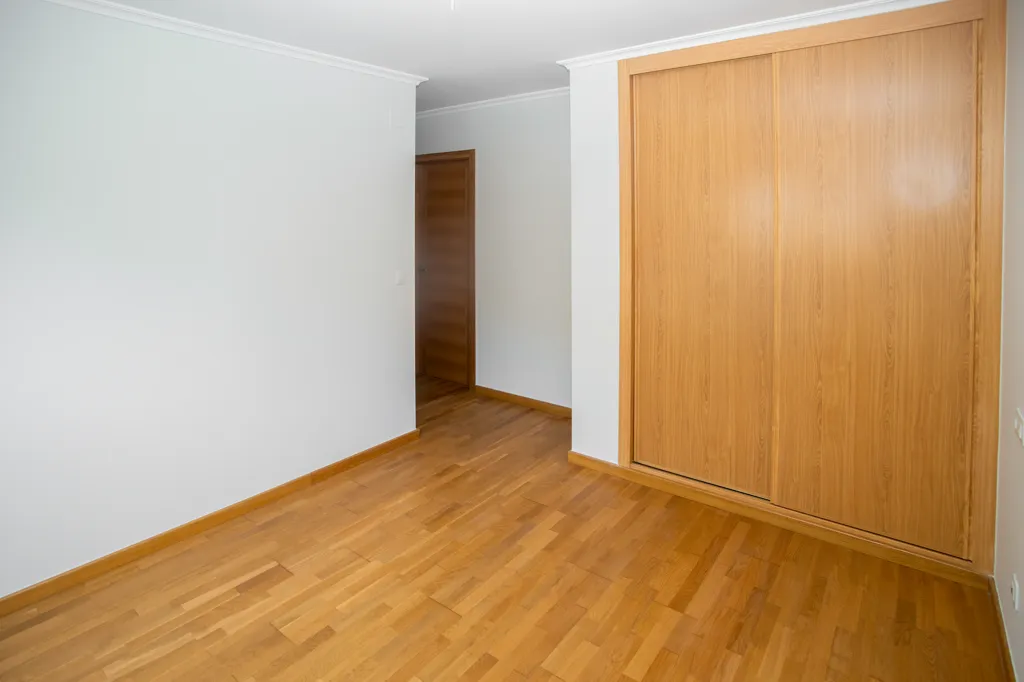 Pièces - New Build Flat with Garage in Sarria, Lugo