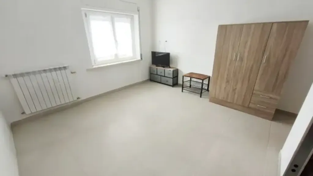 Chambres - Renovated Apartment with Panoramic View in Avezzano